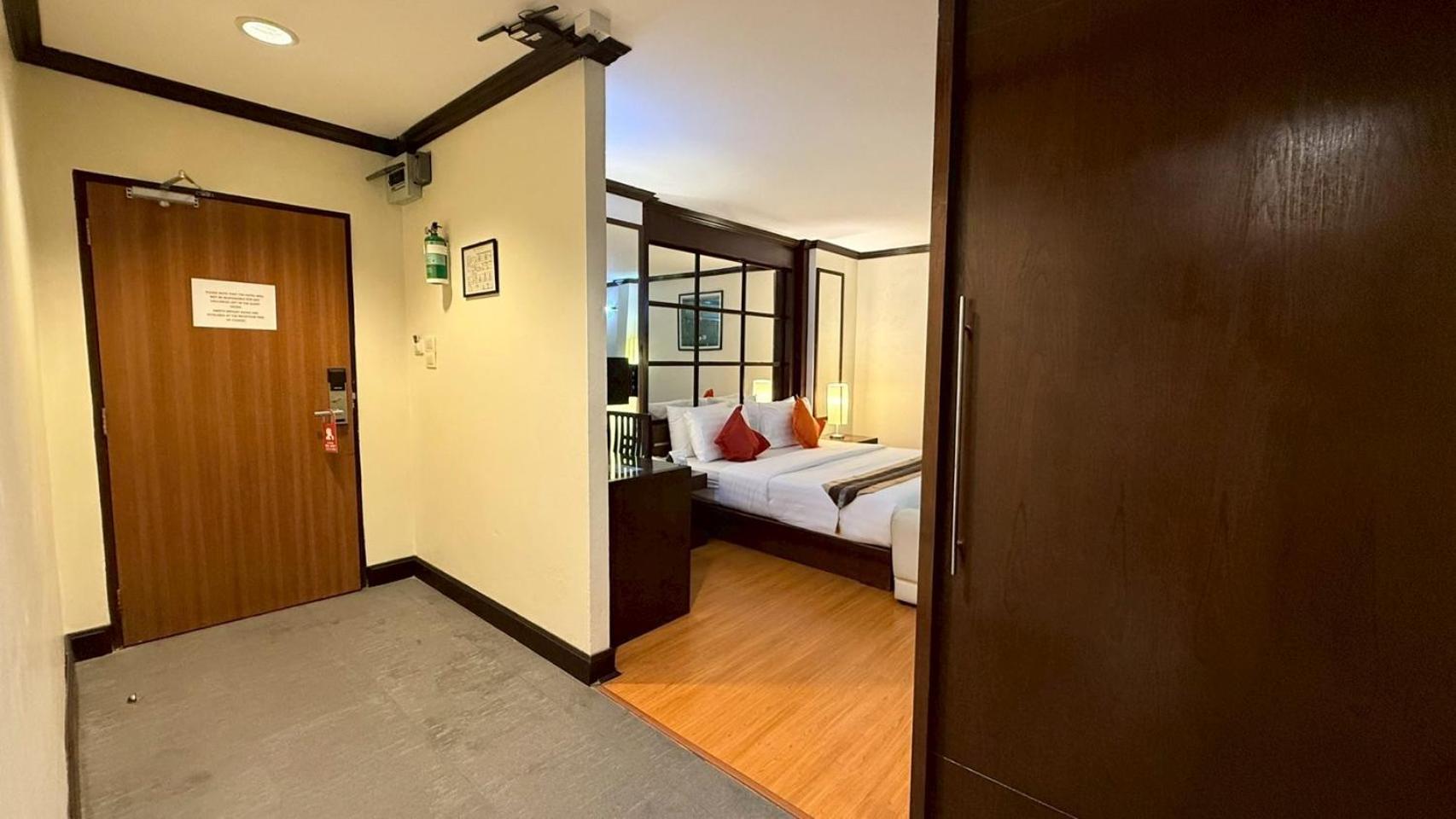 Grand Business Inn Bangkok Eksteriør bilde