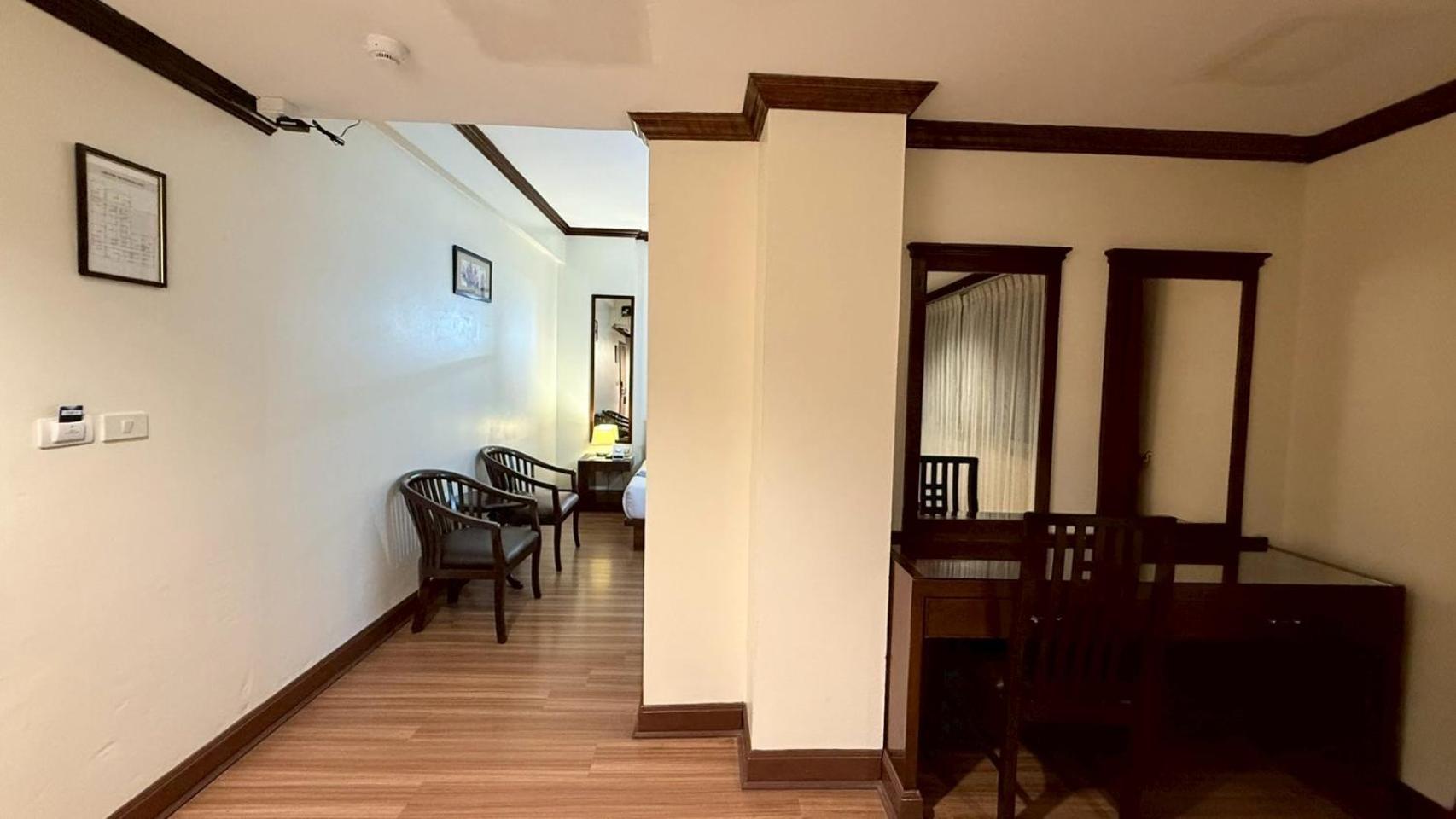 Grand Business Inn Bangkok Eksteriør bilde