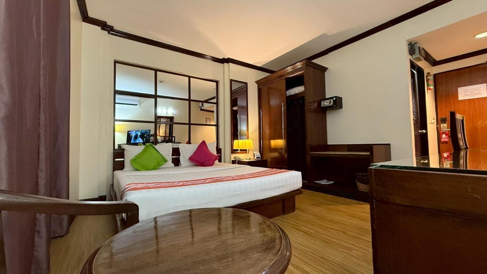 Grand Business Inn Bangkok Eksteriør bilde